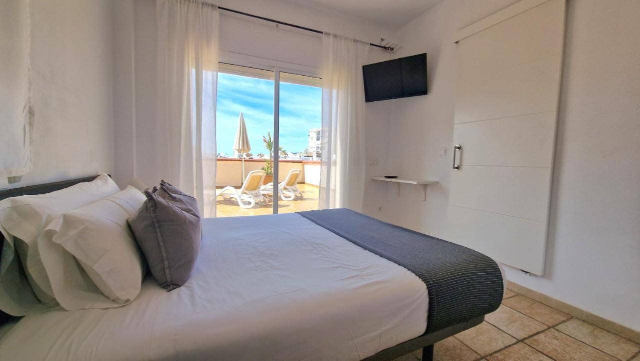 Apartamentos Latin Nerja Dış mekan fotoğraf