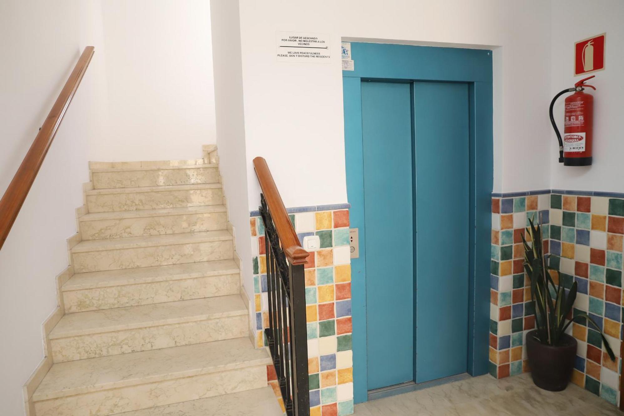 Apartamentos Latin Nerja Dış mekan fotoğraf